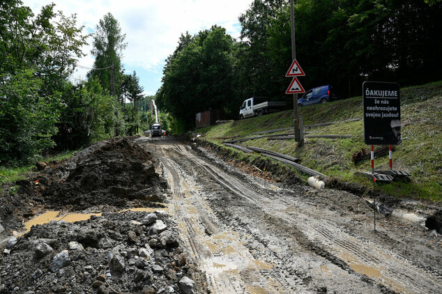 Cesta na skýcov podstupuje rekonštrukciu, technologicky najnáročnejší je horský úsek - 20230804_TSK_081w