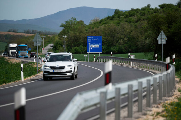 Opravili dva úseky aj dva mosty vyťaženej cesty - 20240409_TN_TSK_Stoklasa_001_156w