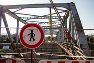 Starý most je minulosťou, zložili ho žeriavy - TSK_most_IL_08_23_mini-4